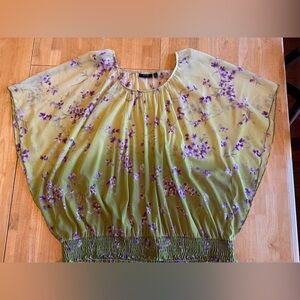 Apt 9 Floral Green and Purple Women's Top